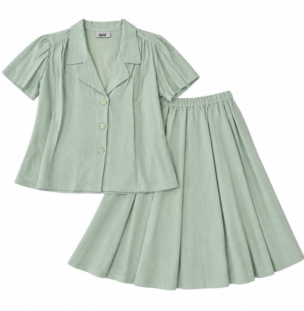 Lucia Women’s 2 Piece Skirt Set Small Mint Green Button Blouse Vintage